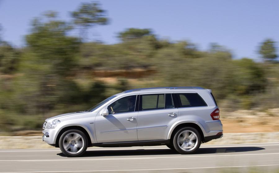  Mercedes-Benz GL350 BlueTEC 2009 года  (фото 5 из 16)